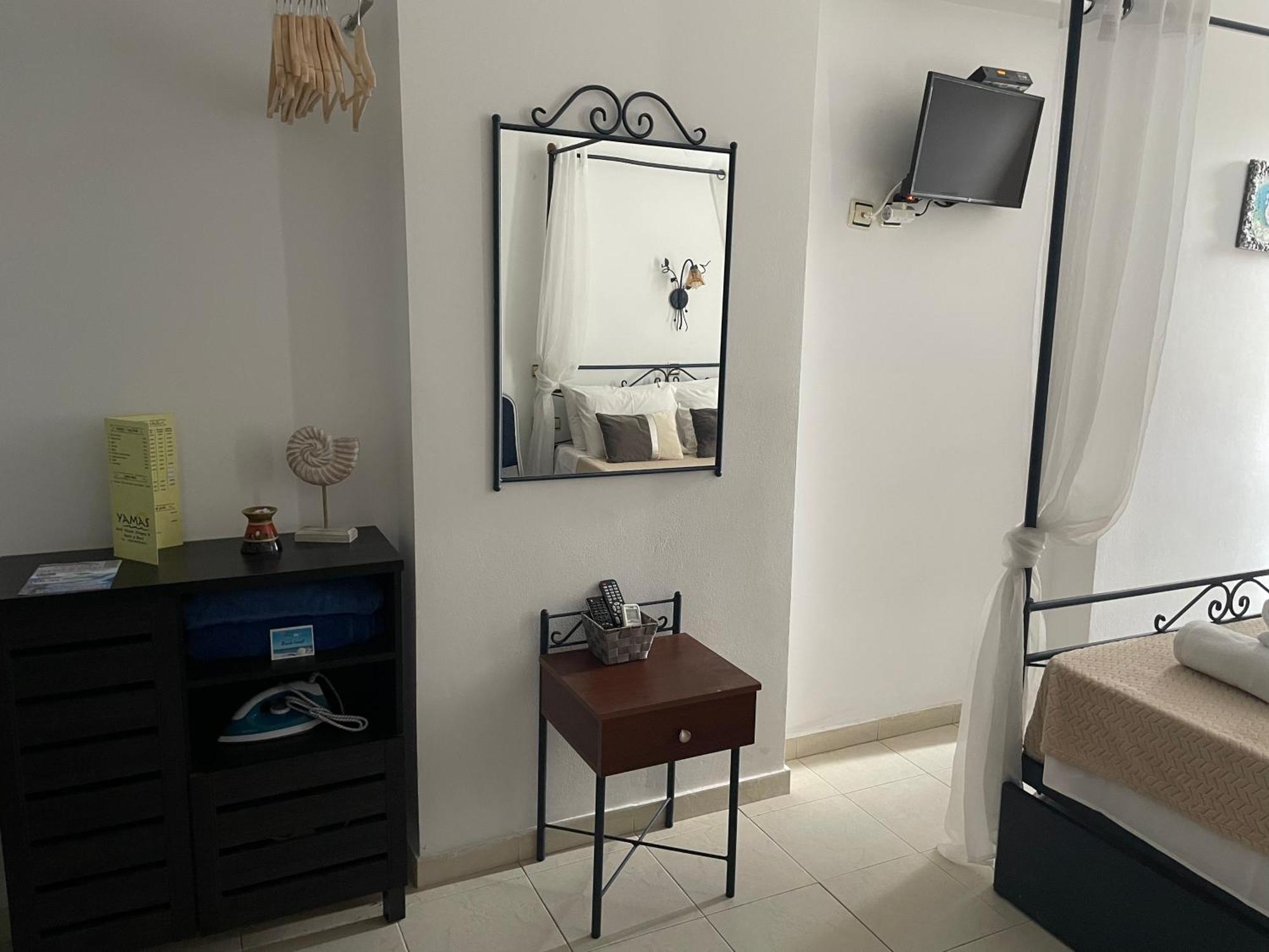 Anastasia Studios, Apartments & Suites Archangelos  Dış mekan fotoğraf